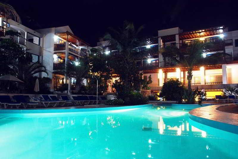Nazaret Apartments Costa Teguise Bagian luar foto